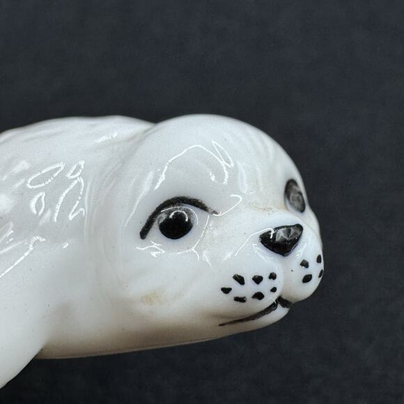 Vintage Baby Seal Miniature Figurine White - Picture 3 of 8